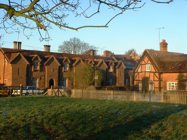 Almshouses Stoneleigh